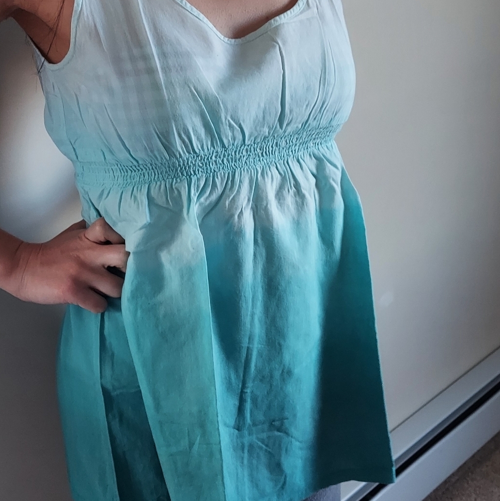 Blue blouse ombre